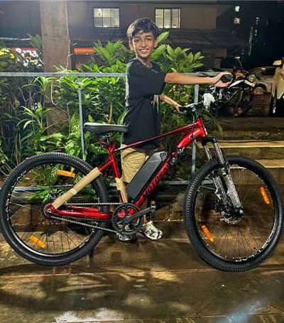 Karan Joshi with his EMotorad electric cycle